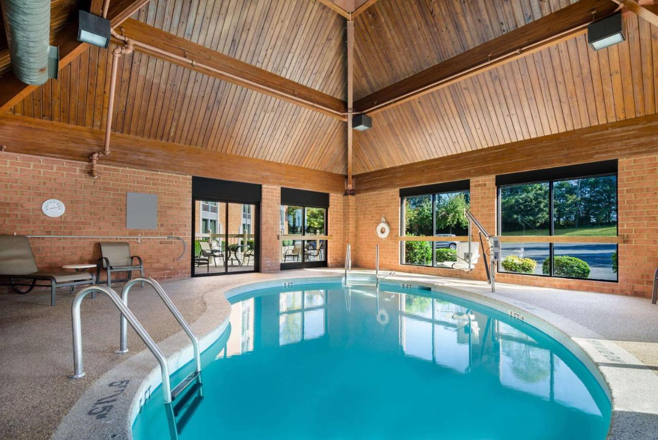 Comfort Inn Virginia Horse Center Lexington Esterno foto